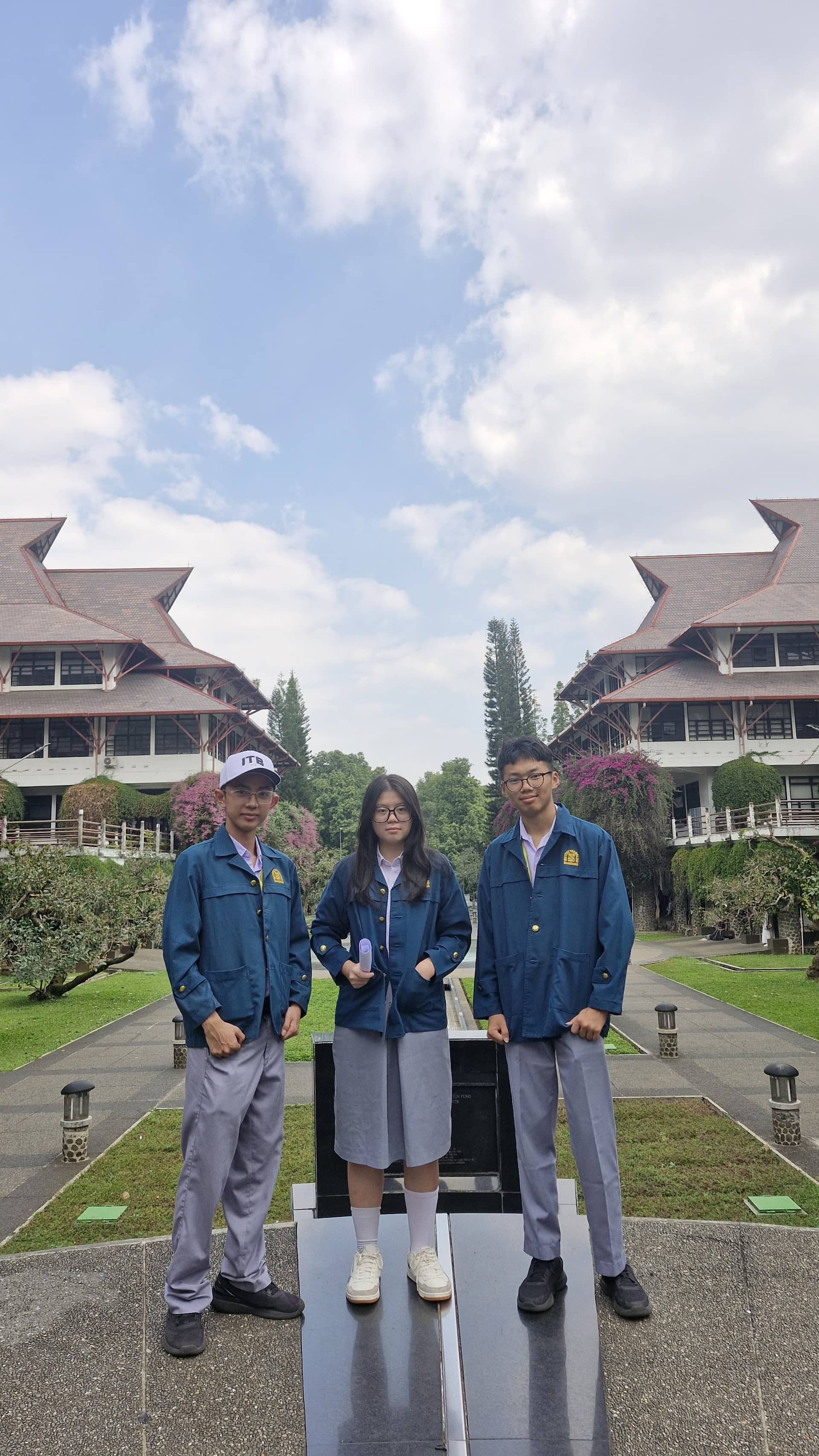 Victoria and her team at Institut Teknologi Bandung for Impact 5.0